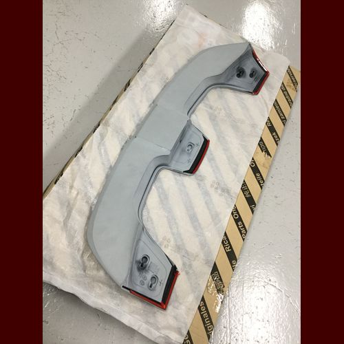 純正品　ABARTH695　BIPOSTO用ルーフスポイラー　735631573　(要塗装、鈑金)