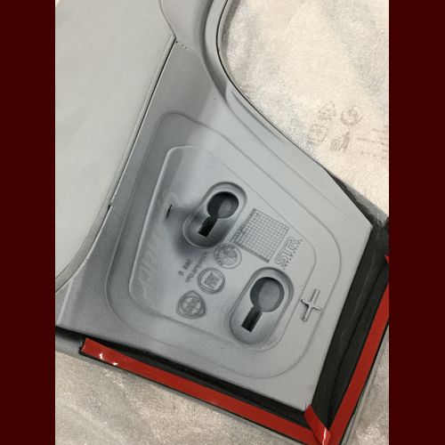 純正品　ABARTH695　BIPOSTO用ルーフスポイラー　735631573　(要塗装、鈑金)