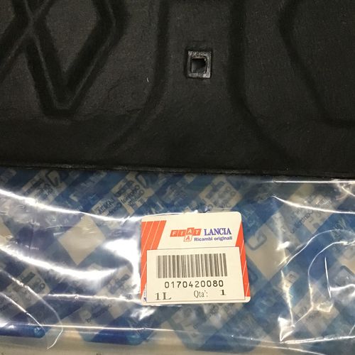 純正品　ボンネットライニング　　FIAT　バルケッタ　　　170420080