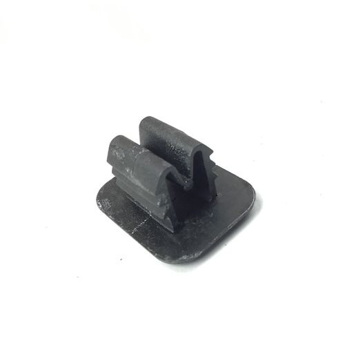 純正品　ライニングクリップ　　FIAT　バルケッタ/COUPE、ALFA145/146/155/156/gtv/spider　　5938093　　60805438