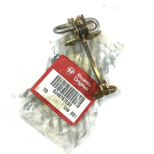 純正品　ドアチェック（ストッパー）　フロント　左右共通部品　ALFA146　　46767090　　60629222