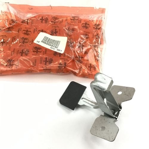 純正品　ボンネットオープナーレバー　　ALFA145/146　　60568290