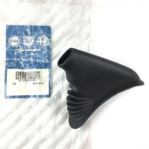 純正品 サイドブレーキブーツ FIAT500 ~2015 735450781