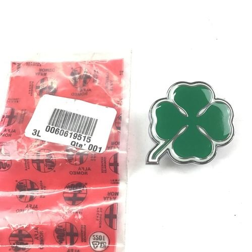 純正品 サイドスカートバッジ クローバー （50mm×50mm) ALFA145