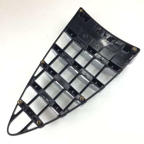 純正品　フロントグリル　ALFA147　前期　　46556597