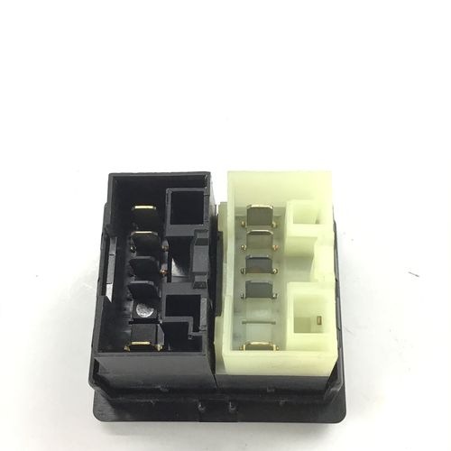 純正品　パワーウインドスイッチ　右ハンドル車/RH　　FIAT　PANDA(141)　　711265080