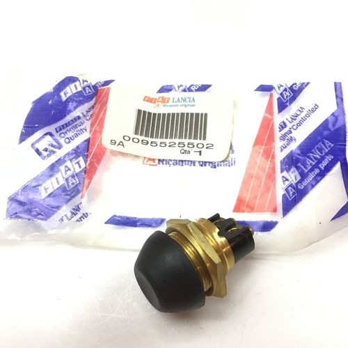 純正品　限定車用　スタータースイッチ　（ラバーキャップタイプ）　LANCIA　DELTA　Evo　　95525502R