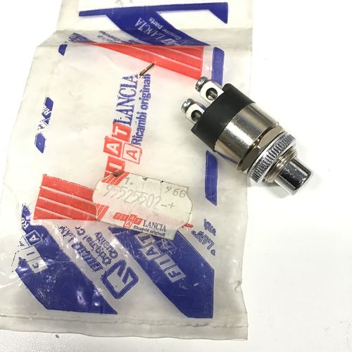 純正品　限定車用　スタータースイッチ　（メタルタイプ）　LANCIA　DELTA　Evo　　95525502