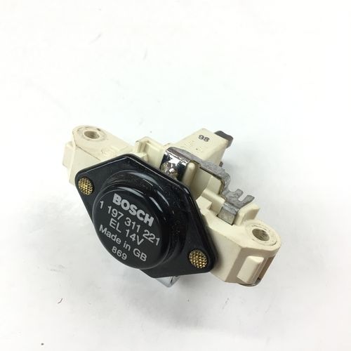 純正品　オルタネーター　ICレギュレーター　　ALFA155TS8V/2.5V6　　9950561　　9946659　　＊生産終了品