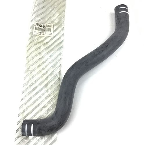 純正品　ラジエターホース　アッパー　ABARTH500　MT用　（除くトリビュート/695）　51819182