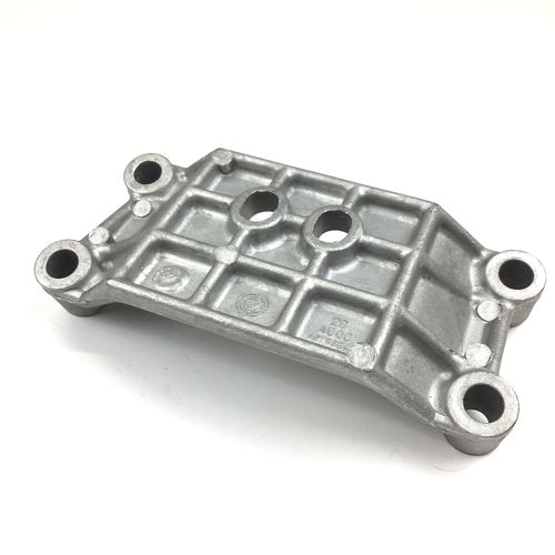 純正品 クランクケースブラケット ALFA145/155/gtv/spider(916