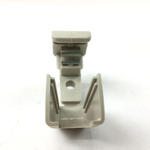 純正品 サンバイザークリップ(ルーフ側) ベージュ 左右共通 FIAT500(312)/ABARTH500 735621493
