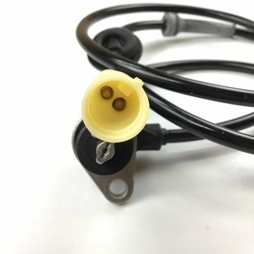 純正品　ABSセンサー　リア/右側　　ALFA145/146　～'97　　60622633