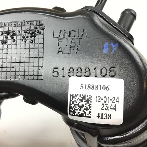 純正品　インテークホース　（エアクリーナー～タービン）　ABARTH595/695、トリビュート、コンペティション用　　51888106　　＊適合はお問い合わせください。