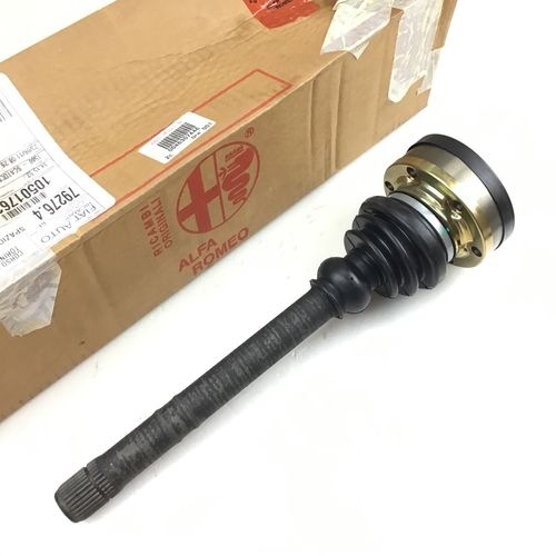 純正品　ドライブシャフト　（アウタージョイント無）　LH　　ALFA156　2.5V6　Q-SYSTEM車　46307446