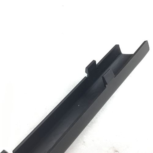 純正品　リアバンパーモール　中央　　ALFA147　TS16V　前期　～'03　　46559920