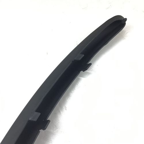 純正品 リアバンパーモール 左側 ALFA147 TS16V 前期 ~'03 46559919