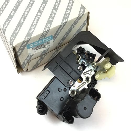 純正品 ドアロックユニット フロント/LH ALFA156後期 (’02~) 60692261