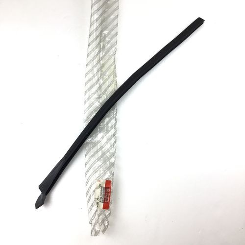 純正品　リアドア　ピラーガスケット　左ドア用　　ALFA156　　60674458　　60661389