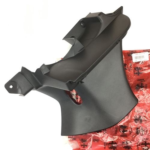 純正品　トランクルームパネル　左側　　ALFA147　3DOOR用　　735300863