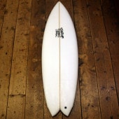 5'10 ［モダンクアッド］ジャスティスモダンクラシック・中古ボード