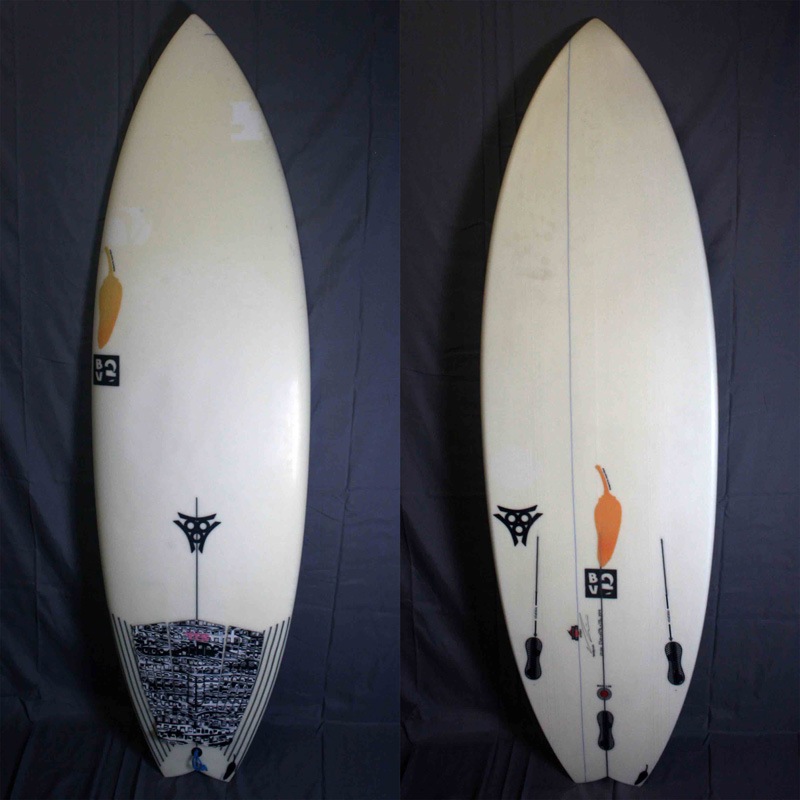5'9/チリサーフボード/[ボリューム2]/小波パフォーマンス/中古ボード f2496bd3878f1d2a17f4343bd52ad2