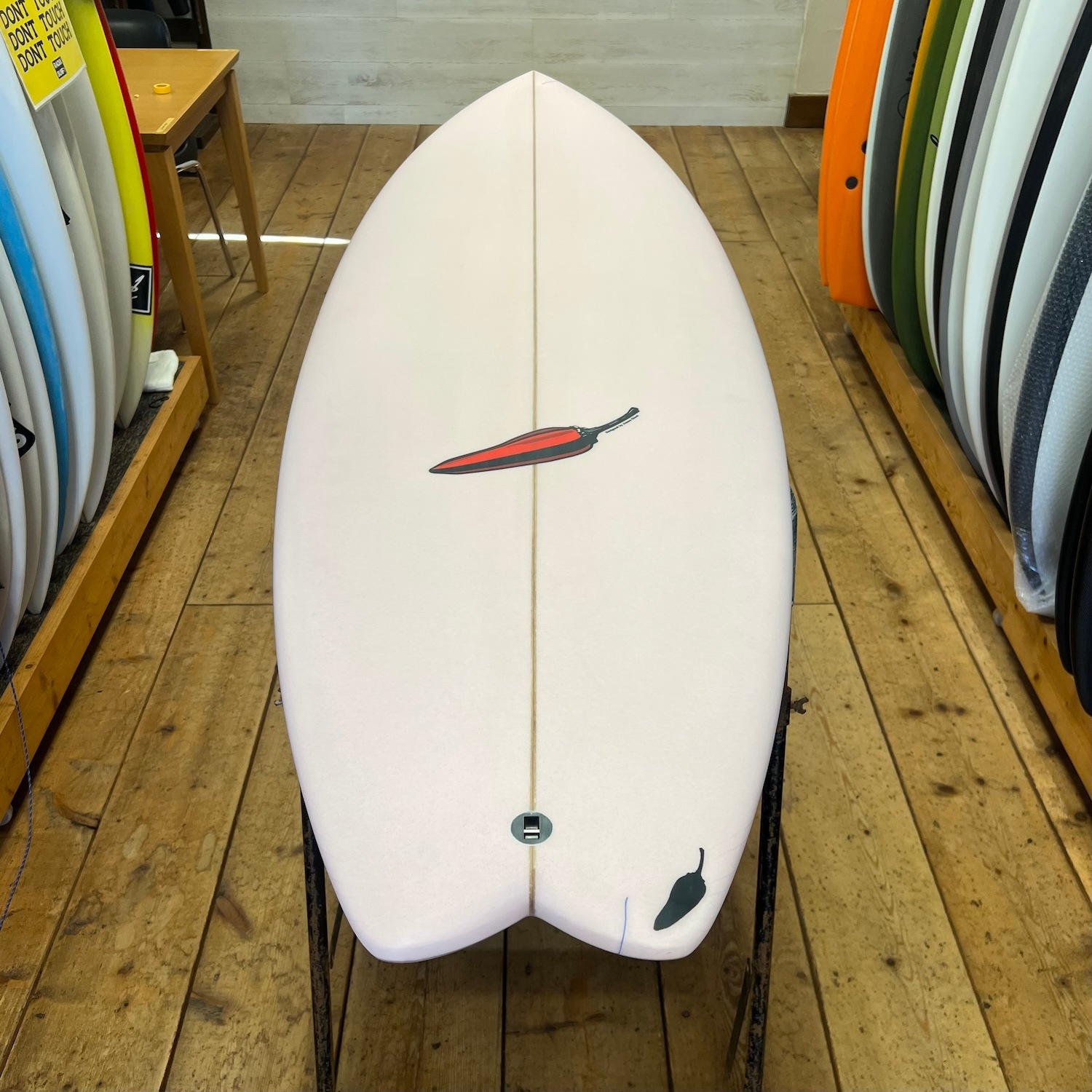 5'10" �����ȥ�åȥ������Chilli Surfboards��SAKURA��ǥ��PU�å��ץ졼���顼
