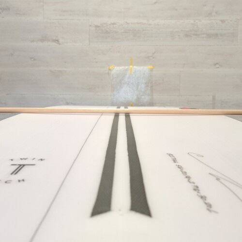 5'8�ǡ� �����ȥ�åȥ������ChilliSurfboard | TwinTechEps��172.7cm (5' 8")��SAKURA /������å��ꥵ���եܡ���