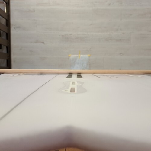 5'8�ǡ� �����ȥ�åȥ������ChilliSurfboard | TwinTechEps��172.7cm (5' 8")��SAKURA /������å��ꥵ���եܡ���