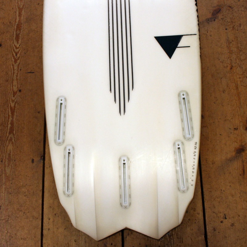 5'5" ��Barracuda�� EPS�Ǻࡦ�٥������ե�å���/���㥹�ƥ��������եܡ���/��ťܡ���