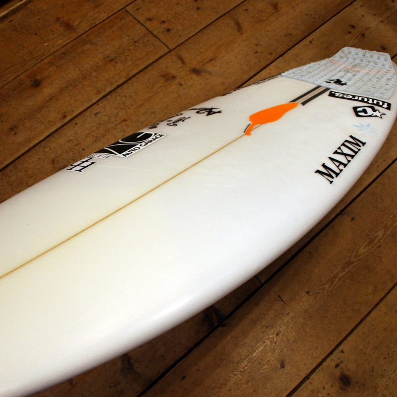 5'7"���ꥵ���եܡ��ɡ�A2��ǥ�� �ϥ��ѥե����ޥ󥹥�ǥ�/ ��ťܡ���