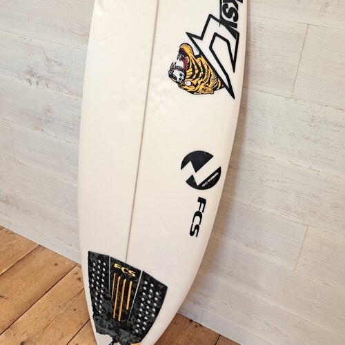 5'8�� / �������gizmo / ���㥹�ƥ��������եܡ��� / �ѥե����ޥ󥹥��꡼��  ��ťܡ���