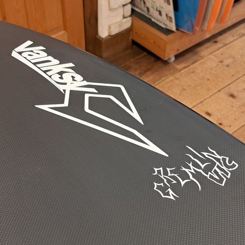 JusticeSurfboard��Vanksy��BLACKBOX��177.8cm (5' 10")��GLEMLIN VIC / ������󡦥������ȥ꡼�å��㥹�ƥ��������եܡ���