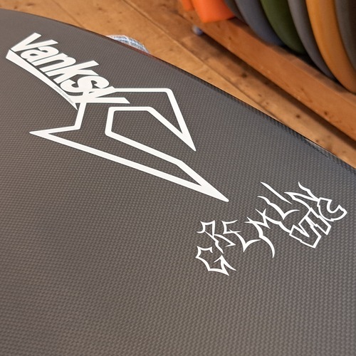 JusticeSurfboard��Vanksy��BLACKBOX��180.3cm (5' 11")��GLEMLIN VIC / ������󡦥������ȥ꡼�å��㥹�ƥ��������եܡ���