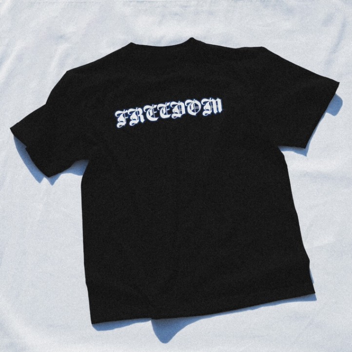 HELLBENDERS＆CO(ヘルベンダース) ロゴプリント ポケットTシャツ