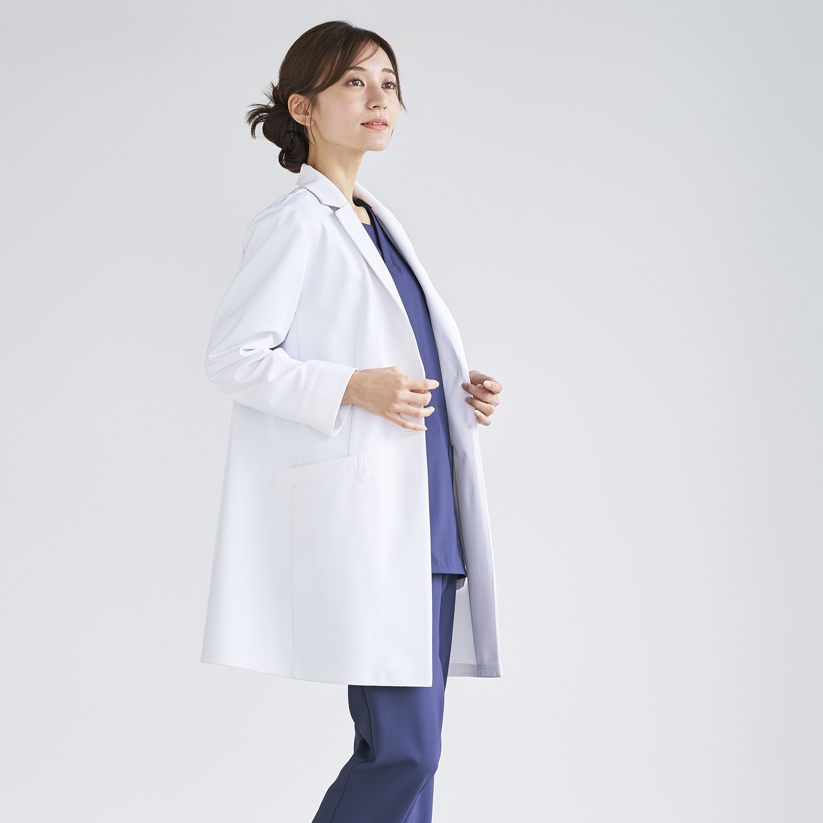 レディスショートコート[ホワイト]ニット素材