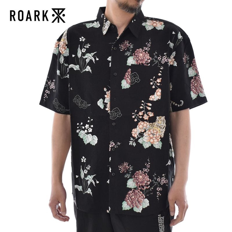 【5%OFFセール】ロアーク リバイバル ROARK REVIVAL 半袖シャツ タイガー ロータス ジャーニー 半袖シャツ TIGER LOTUS JOURNEY SS RWJ1104【メンズ L コットン レーヨン アロハシャツ コットン ヘンプ 虎柄 蓮 総柄 プリントシャツ ブラック 黒】
