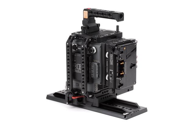 RED ARMY CAMERA RED AMBUSH Fed5B ケース入り Wooden Camera - D-Box (RED DSMC2, Gold Mount)