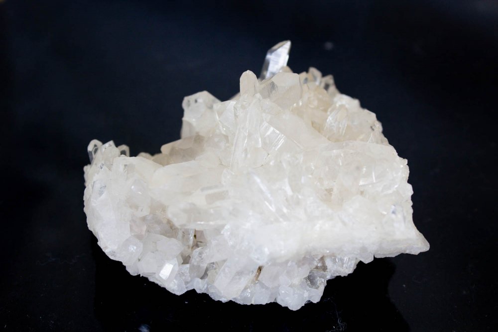 クリアクォーツ　クラスター