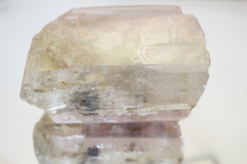 【無条件の愛を表現する】クンツァイト