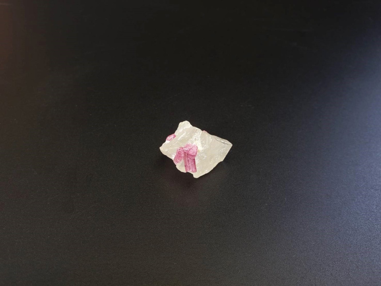 【愛を引き寄せる】ピンクトルマリン