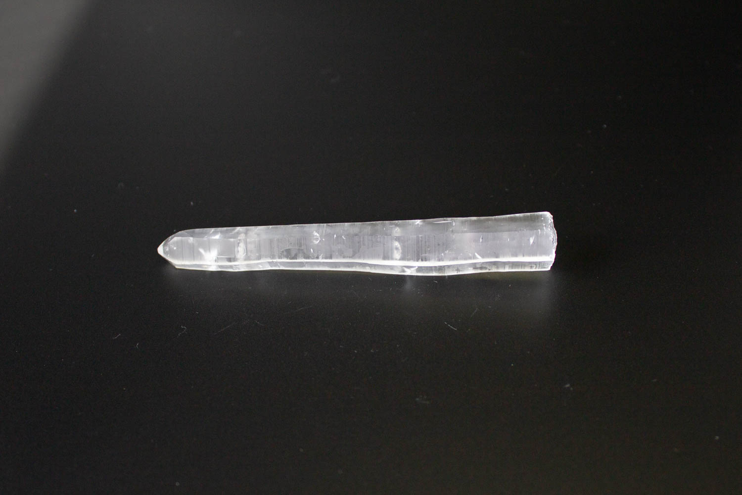 【純粋無垢な愛】レーザークォーツ