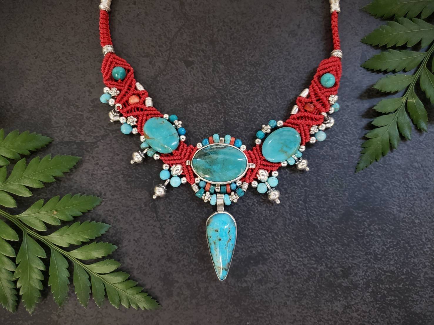 【前進する力】イーシャ（ターコイズ）