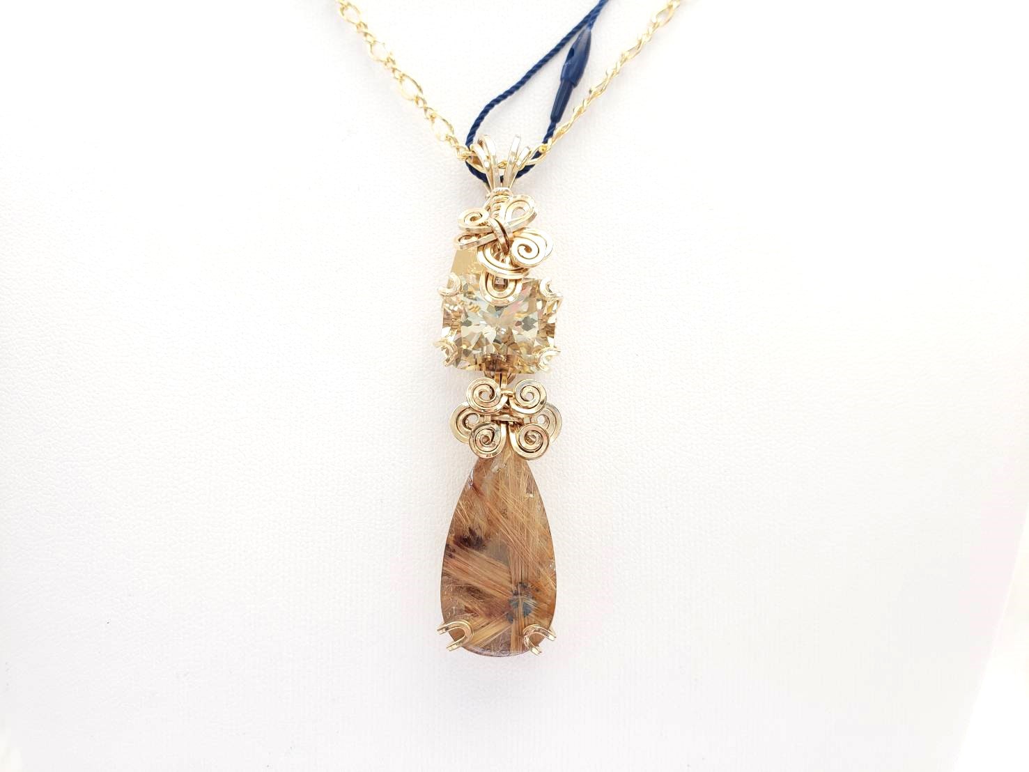 【ハートの豊かさ】ゴールデンラブラドライト＆ルチルクォーツ｜アシュタール