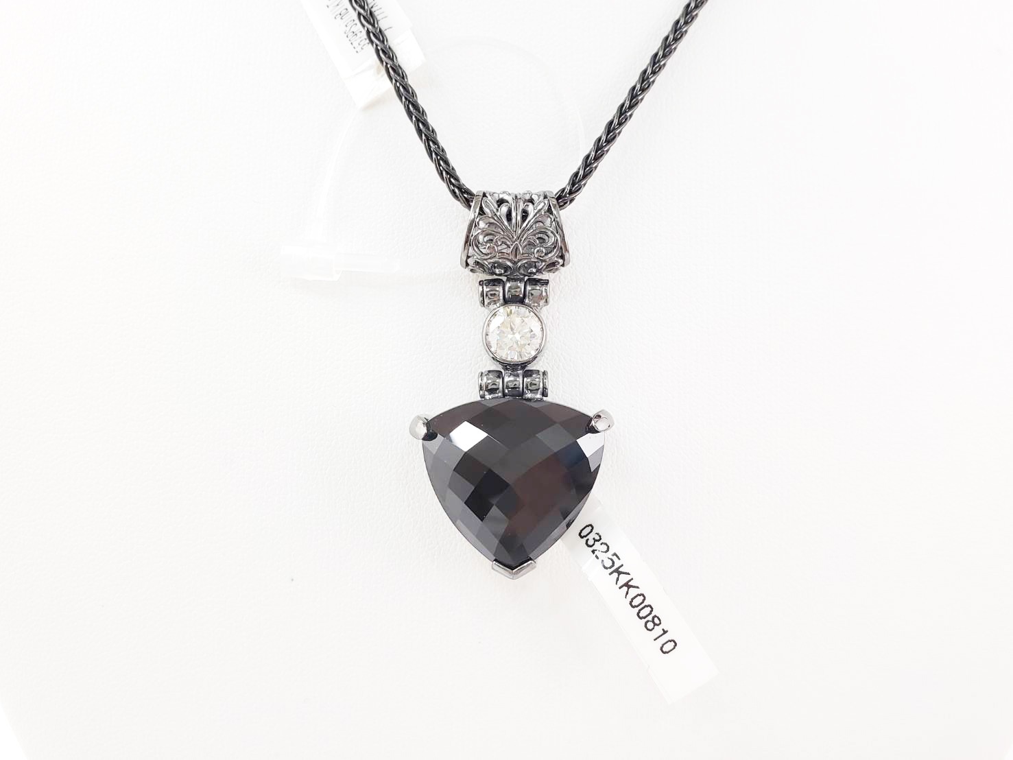 【揺るぎない強さと軽やかさ】【宇宙の叡智とつながる】ブラックスピネル｜ケイトキング 5579