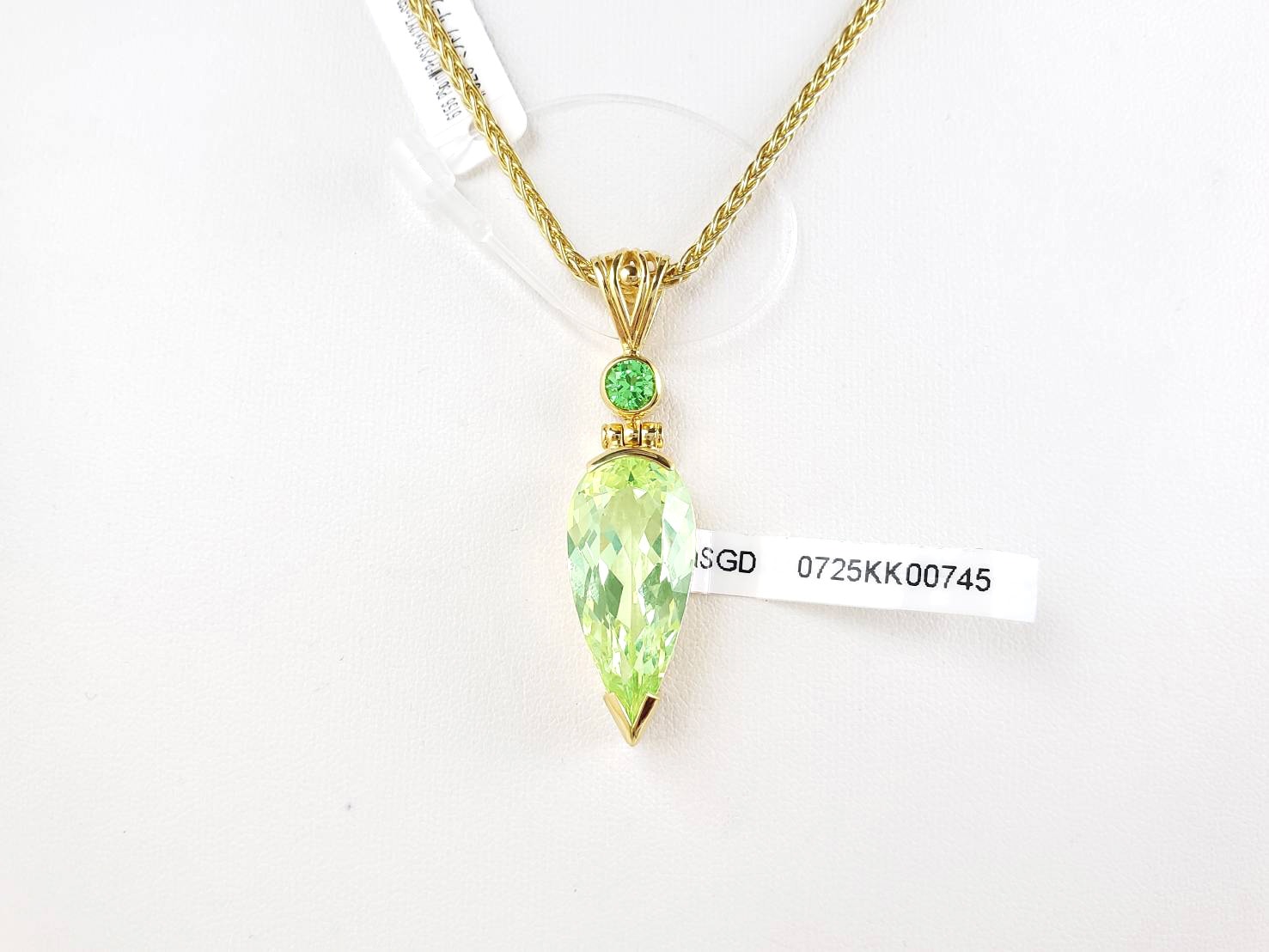 【活力と勝利】【ハートで自分を生きる力】ミントグリーンスピネル｜ケイトキング 6156