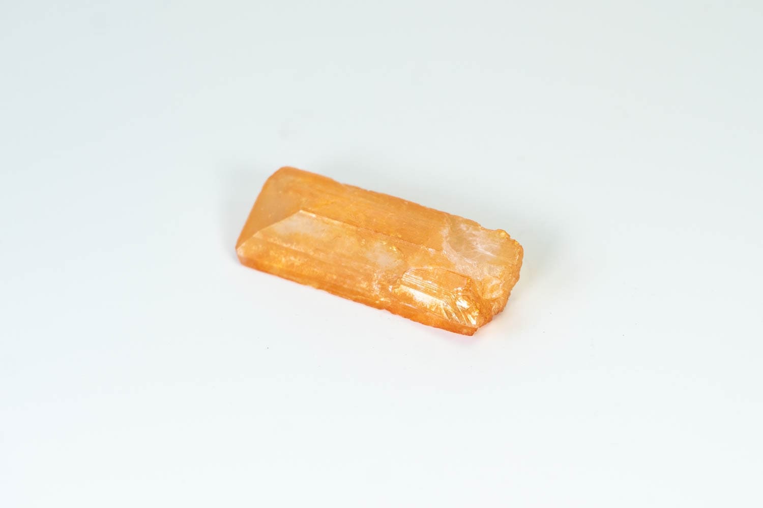 【内なる黄金が輝く】ダンビュライトゴールデンオーラ