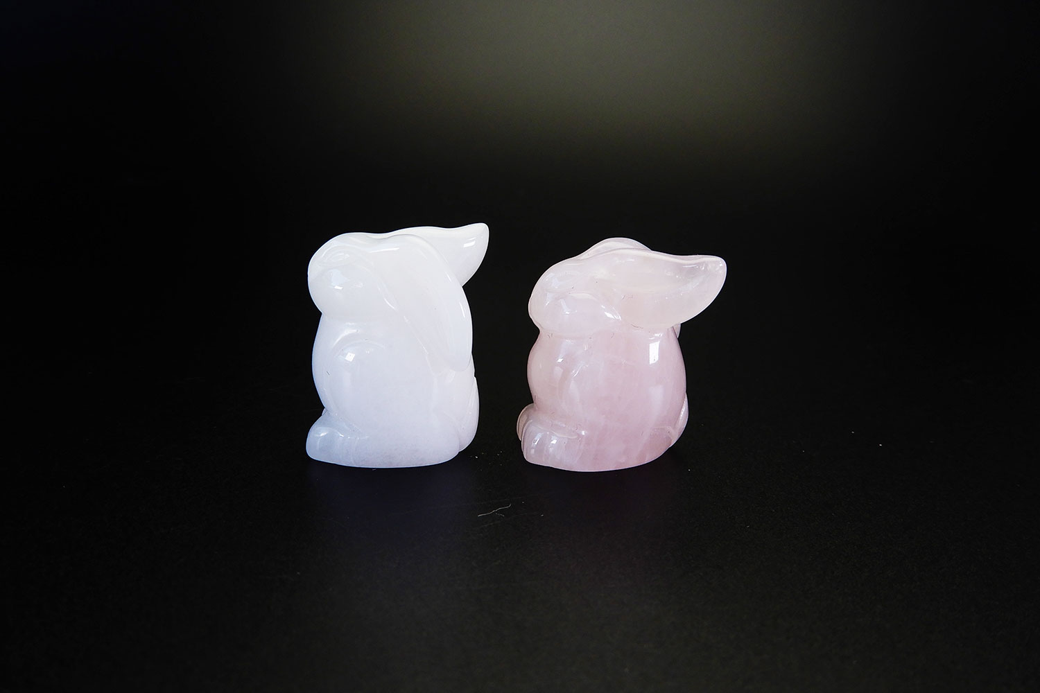 【成功と繁栄】ホワイトジェード(白翡翠)&ローズクォーツ『うさぎ』 小
