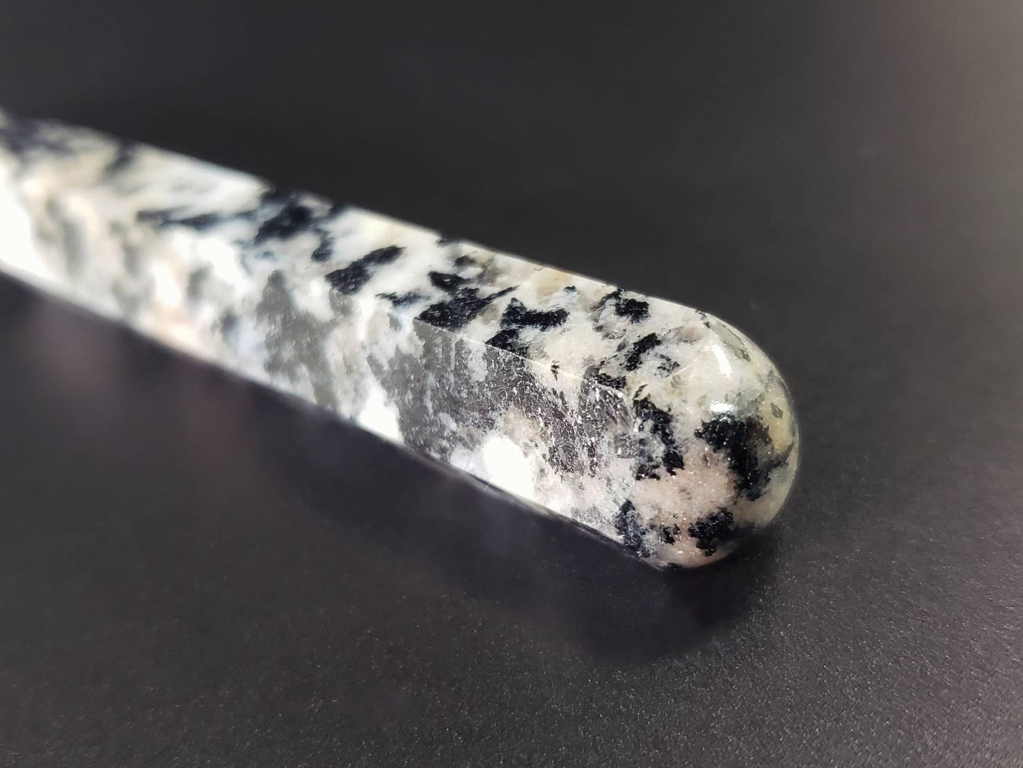 【闇が光に転じる】アゾゼオ・ブラックトルマリンアゼツライト ワンド