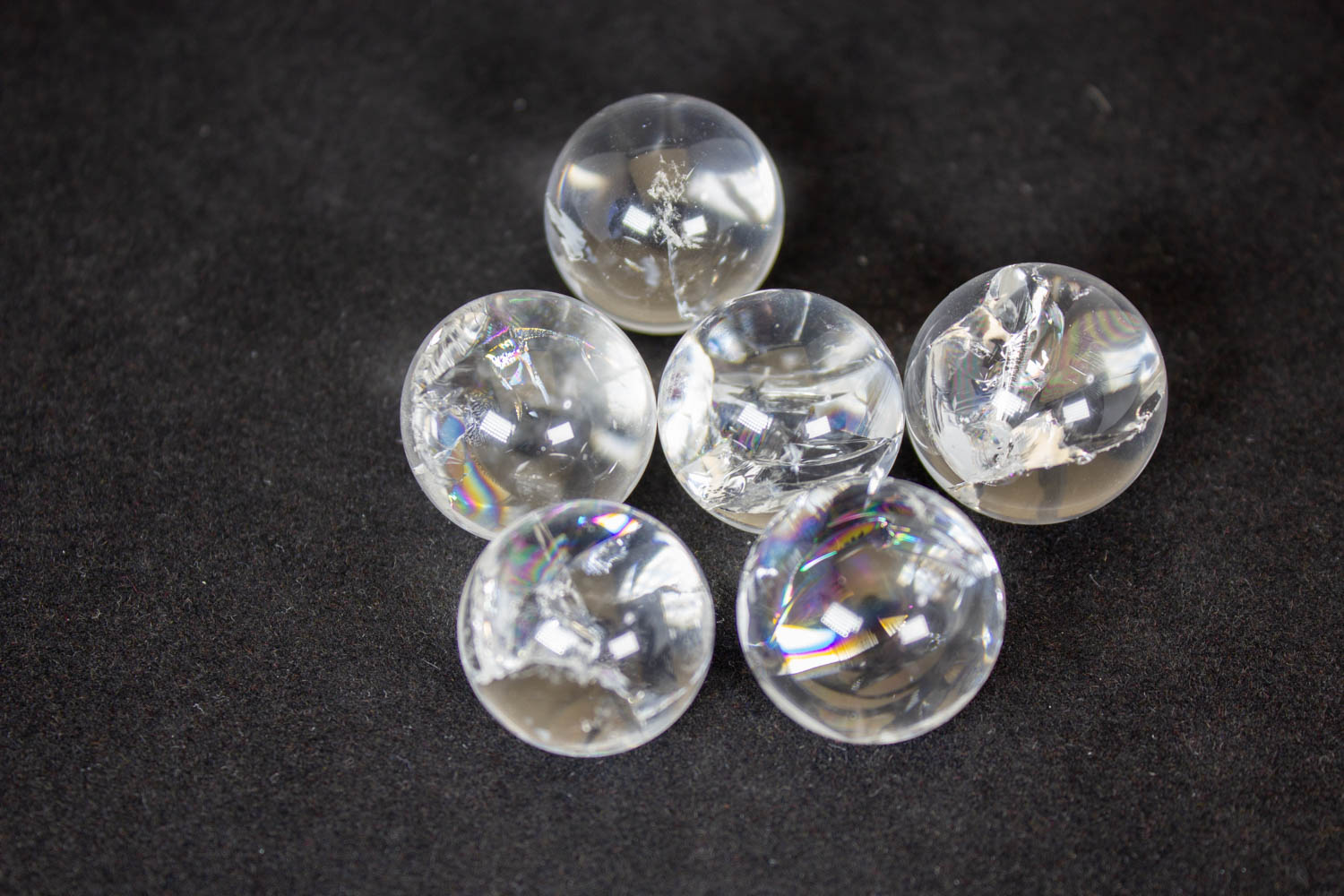 【虹の女神アイリス】アイリスクォーツ 丸玉